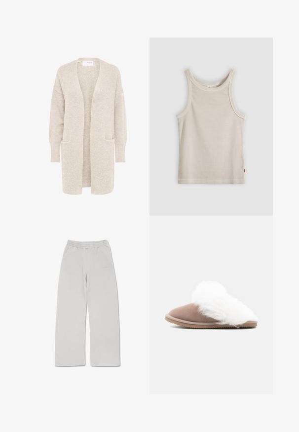 Lang beige åben cardigan med lange ærmer og to forlommer, blødt tekstureret strikstof.; Beige ribstrikket ærmeløs tanktop med rund halsudskæring og tætsiddende pasform, vist mod en grå baggrund.; Lysegrå sweatpants lavet af blødt stof, med elastisk talje, to sidelommer og lige snit.; Brun ruskinds slip-on slippers med tykt, hvidt kunstpelsfor og en skridsikker gummisål, vist fra siden på en hvid baggrund.