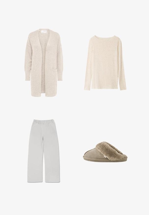 Lang beige åben cardigan med lange ærmer og to forlommer, blødt tekstureret strikstof.; Langærmet, lysebeige striktop med bådudskæring og subtil meleret tekstur.; Lysegrå sweatpants lavet af blødt stof, med elastisk talje, to sidelommer og lige snit.; Beige slip-on tøfler med blød, plyssede pelsforing omkring åbningen og en ydersål med ruskindslignende overflade.