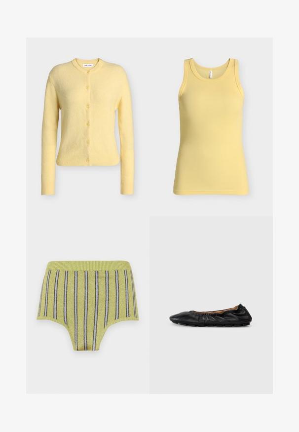 Lysegul, langærmet, uld cardigan med knapper, ribbet manchet og kant samt rund halsudskæring.; Gul ærmeløs ribbet tanktop med rund halsudskæring, vist på en ensfarvet lys grå baggrund.; Gule ribbede briefs med skinnende guldtråde og lodrette blå og brune striber. Har en bred elastisk talje og en glat tekstur.; Sort læder balletflade med samlet detaljering ved kraven, rund tå og fleksibel gummisål. Glat tekstur hele vejen igennem.