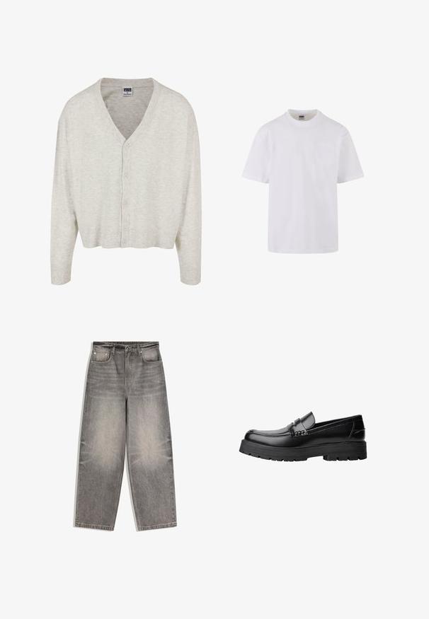 Lichtgrijze cardigan van zachte stof, met een V-hals, lange mouwen en een knopenfront met een cropped zoom.; Witte korte mouwen T-shirt van katoen, met een ronde halslijn en een enkele zak aan de linkerkant van de borst.; Grijze denim jeans met hoge taille, wijde pijpen, knoop- en ritssluiting aan de voorkant, riemlussen en een ontwerp met vijf zakken.; Zwarte leren loafer met een chunky profielzool en een decoratieve band over de bovenkant, weergegeven in het linkerzijprofiel op een witte achtergrond.
