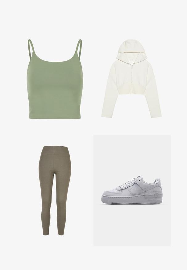 Haut de hoodie zippé cropped blanc avec capuche, en tissu doux, manches longues et détail de couture à l'avant. Texture lisse et fermeture éclair métallique.; Débardeur ajusté vert olive avec des bretelles fines, texture lisse et décolleté arrondi, conçu pour le confort et les superpositions.; Leggings vert olive avec une taille haute, fabriqués en tissu extensible. Texture lisse sans motifs visibles ni détails métalliques.; Basket en cuir lisse gris Nike Air Force 1 avec un bout perforé, une semelle épaisse et un détail 'AIR' en relief sur le talon.