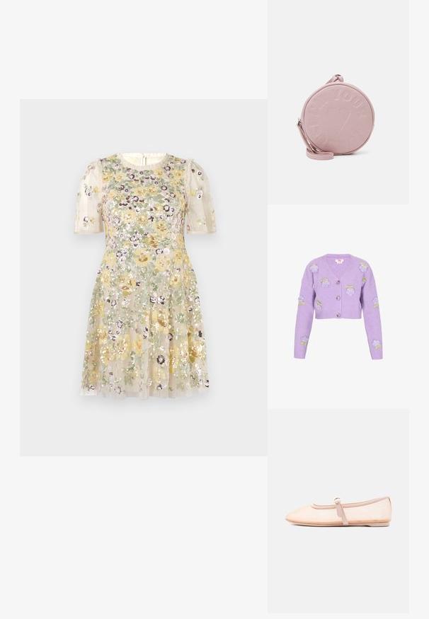 Lila kurzer Cardigan aus geripptem Stoff, mit gestickten Rosen und grünen Akzenten, V-Ausschnitt und drei Knöpfen.; Needle & Thread ELINA ROSE SHORT SLEEVE MINI DRESS - Ballkleid - cream; Hellbeiger flacher Schuh mit spitz zulaufender Vorderkappe und einem einzelnen seitlichen Schnallenriemen, präsentiert auf weißem Hintergrund.; Runde rosa Ledertasche mit eingeprägtem Text und Herzdesign, ausgestattet mit einem abnehmbaren Träger und glatter Textur.