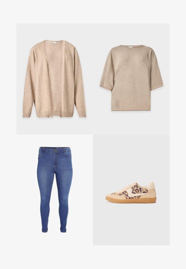 Lichtbeige, openvallend gebreide cardigan met lange mouwen en geribbelde manchetten en zoom, weergegeven tegen een effen achtergrond.; Beige gebreide trui met korte mouwen, ronde hals en een losse pasvorm, weergegeven op een effen witte achtergrond.; Blauwe skinny jeans met voorzakken, lussen voor een riem, knoopsluiting en lichte vervaging op de dijen en knieën.; Luipaardprint sneakers met een beige suède bovenkant, tan rubberen zool en witte accenten. Ronde neus en vetersluiting met een gestructureerde afwerking.