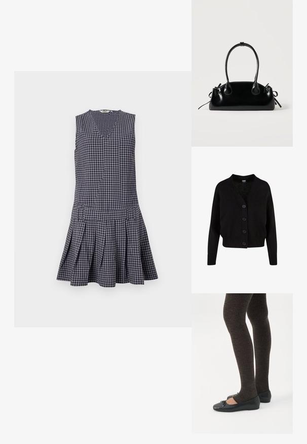 Sort strikket cardigan med lange ærmer, ribstrikkede manchetter og kant, V-hals og fire knapper foran.; Marineblå ternet kjole med V-hals, ærmeløst design, plisseret nederdel og struktureret talje. Fremstillet af letvægtsstof.; Ben iført mørke ribbede leggings kombineret med sorte balletsko med små sløjfedetaljer på hvid baggrund.; Lille sort blank håndtaske med to lange håndtag og snøre-detaljer i siden på en ensfarvet lys baggrund.