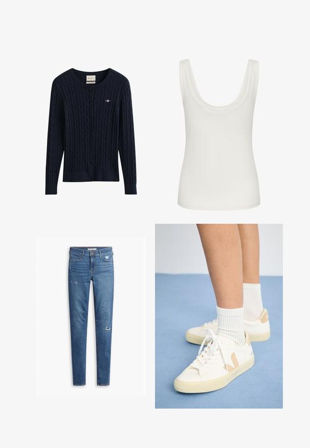 Marineblauer, kabelgestrickter Knopf-Cardigan mit langen Ärmeln und kleinem gesticktem Logo auf der linken Brust.; Weißes ärmelloses Tanktop mit breiten Schulterträgern und rundem Ausschnitt, vor einfarbigem Hintergrund dargestellt.; Blaue Jeans im Slim Fit mit beschädigtenDetails, subtilen Verfärbungen und klassischem Knopfverschluss, entworfen für die Freizeit.; Weiße Sneaker mit braunen Akzenten, runder Spitze und weißen Schnürsenkeln. Getragen mit gerippten weißen Socken, vor einem hellblauen Hintergrund.