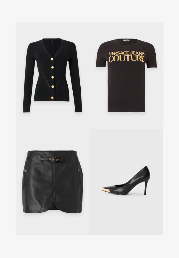 Zwart aansluitend vest met lange mouwen, V-hals en vijf grote gouden knopen aan de voorkant.; Zwart T-shirt met korte mouwen met "Versace Jeans Couture" in grote gouden letters over de borst, ronde halslijn en een stoffen label aan de binnenkant.; Zwarte leren rok met een aansluitend ontwerp, rechte snit, gouden hardwareaccenten, zijzakken en een detail van een ceintuur om de taille.; Zwarte leren hoge hak pump met een spitse neus; heeft een metallic gouden accent op de neuskap. Glad oppervlak met een stijlvolle vormgeving.