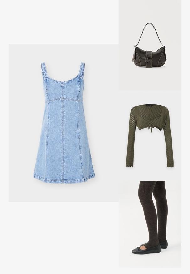 Shrug tricoté court vert olive à manches longues avec motif ajouré chevron et fermeture à nouer devant.; Robe sans manches en denim bleu clair avec encolure carrée et détails visibles de coutures verticales et horizontales, longueur au genou.; Jambes portant des leggings côtelés foncés associés à des ballerines noires avec de petits détails en nœud sur fond blanc.; Sac à épaule en cuir noir avec une sangle à boucle, des bords arrondis et des coutures blanches contrastées sur un fond uni.