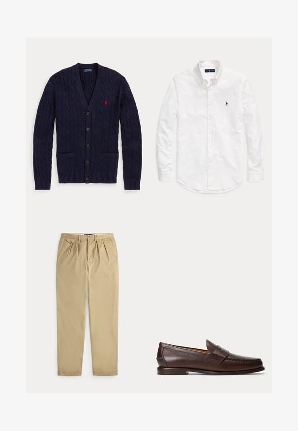 Tmavomodrý pletený kardigán s výstrihom do V, s piatimi gombíkmi, dvoma prednými vreckami a červeným vyšívaným logom Polo Ralph Lauren na hrudi.; Biela košeľa s dlhým rukávom na gombíky s golierom a malým vyšívaným logom na ľavej strane hrudníka, položená na rovnom povrchu na jednoduchom pozadí.; Béžové plisované nohavice s bočnými vreckami, malým zapínacím vreckom na mince na pravej strane, pútky na opasok a predným zapínaním na gombík a zips.; Tmavohnedý kožený penny loafer s detailmi šitia a nízkym stohovaným podpätkom, zobrazený z boku na jednoduchom pozadí.