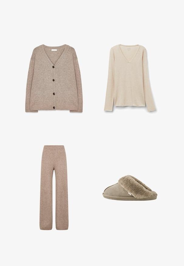 Beige strikket cardigan med V-hals, ribbede kanter og fem brune knapper foran. Blød tekstur og afslappet pasform.; Langærmet V-hals top i lys beige stof med en blød tekstur. Afslappet pasform med lige kant og minimalistisk design.; Strikkede bukser med vidde i en lys brune nuance med en ribbet talje og ribkant. Bukserne har et blødt, tekstureret stof. Ingen synlige lommer.; Beige slip-on tøfler med blød, plyssede pelsforing omkring åbningen og en ydersål med ruskindslignende overflade.