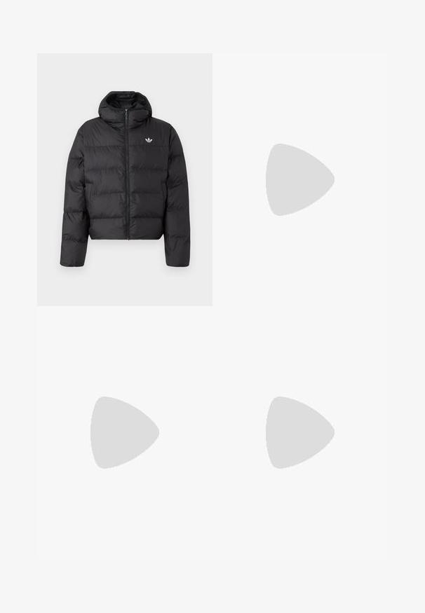 Zwarte gewatteerde jas met capuchon, volledige ritssluiting aan de voorkant, lange mouwen en klein wit Adidas-logo op de linkerborst.; Zwart T-shirt met lange mouwen en een wit drie-strepen ontwerp op de mouwen. Voorzien van een ronde hals en een klein wit logo op de borst.; Zwarte nylont broek met een elastische tailleband, voorzien van een lichte, gestructureerde afwerking en naadaccenten voor een modern ontwerp.; Zwarte sportschoen met een gemêleerde mesh bovenkant, contrasterende synthetische accenten en een robuuste rubberen zool. Voorzien van een veilig vetersysteem en een achterste tab.