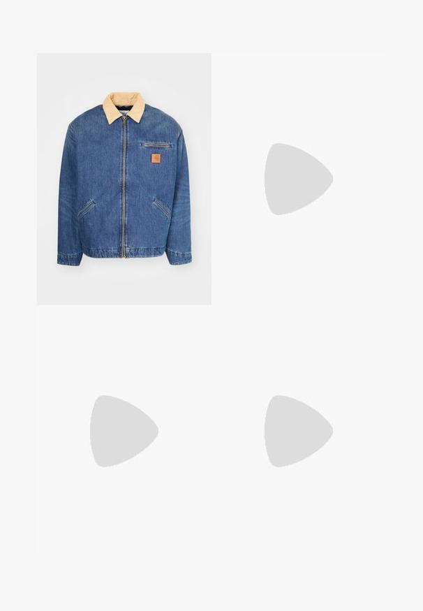 Chaqueta de mezclilla con un collar de color beige claro, cierre frontal con cremallera y dos bolsillos laterales. Presenta un pequeño parche de logo marrón en el pecho.; Camisa azul de chambray de manga larga con botones al frente y dos bolsillos en el pecho, desplegada sobre un fondo blanco.; Vaqueros de mezclilla azul oscuro con un ajuste recto clásico, que cuentan con cinco bolsillos, cierre de botones y puños doblados que muestran un forro azul claro.; Botín Chelsea de cuero marrón con paneles laterales elásticos, tirador en bucle y un tacón bajo apilado. Textura suave y silueta elegante.