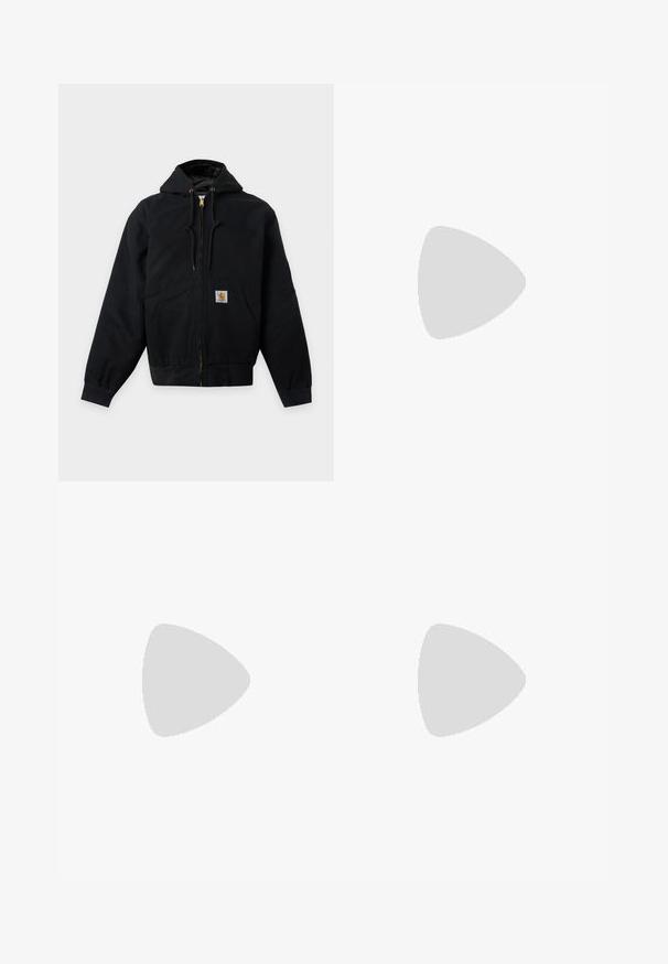Veste noire à capuche zippée avec poches avant, cordons et un petit patch logo carré en bas au centre devant.; T-shirt en coton blanc à manches courtes. Doté d'un petit logo orange et bordeaux sur la poitrine gauche. Présente un col rond classique.; Jean en denim noir avec une coupe droite, style cinq poches classique, taille avec bouton et finition délavée. Texture lisse, sans motifs visibles.; Bottine en cuir marron avec col noir, lacets jaunes et semelle beige. Présente un logo et des détails de couture blanche. Semelle extérieure à traction robuste.