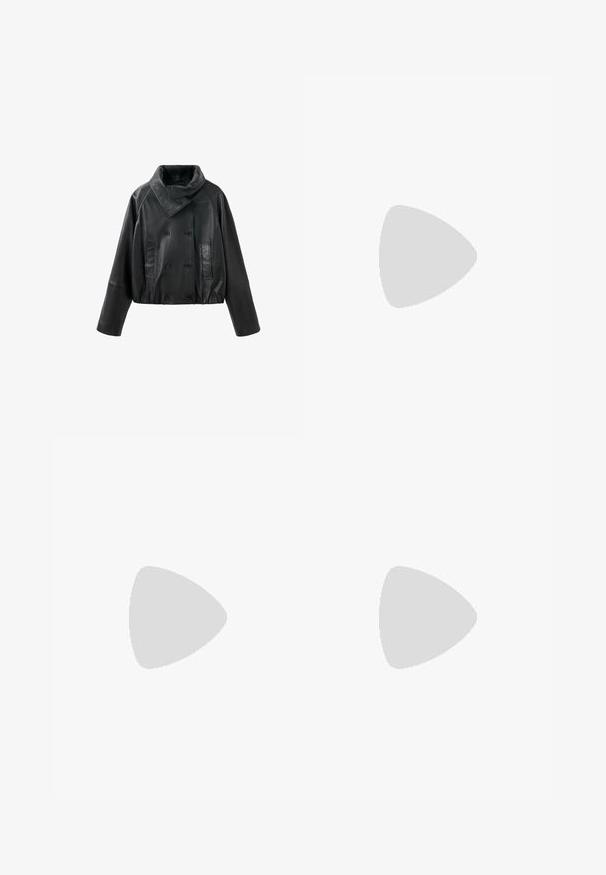 Sort afkortet læderjakke med dobbeltradede knapper, to forlommer, lange ærmer og en bred, foldet krave.; Sort langærmet t-shirt lavet af et blødt, let stof med rund hals og en afslappet pasform med minimale sømdetaljer.; Sort læder mini-skjørt med en omslagsdesign, glat tekstur og en subtil glans. Har en sideslids for ekstra detaljer.; Sorte læderstøvler over knæet med spidse tæer, flade såler og lynlåse i siden. Glat tekstur, elegant design uden pynt.