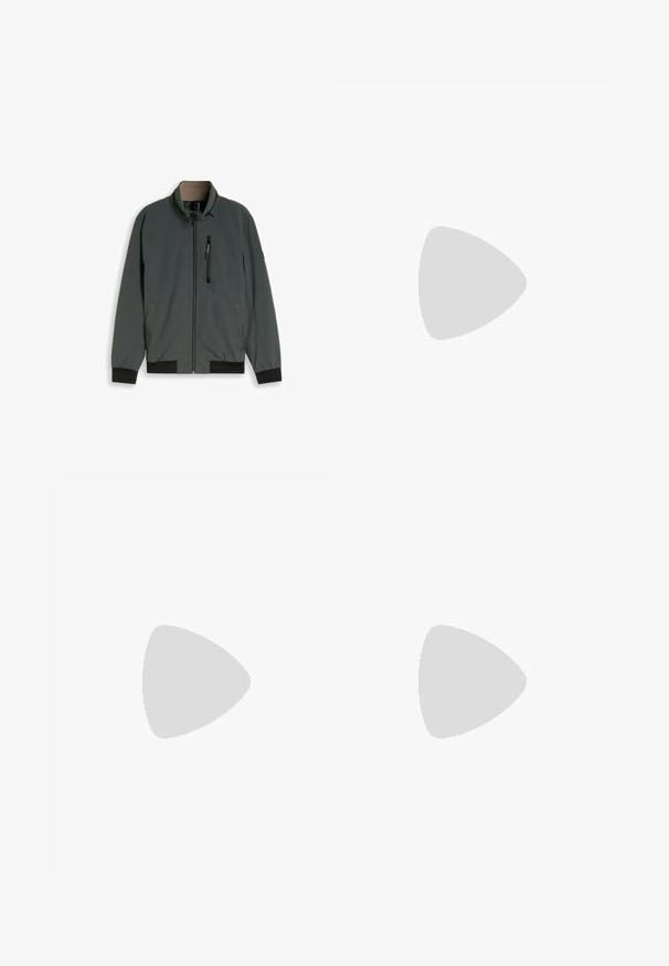 Dunkelgraue Jacke mit Reißverschluss und Stehkragen, schwarzen Bündchen, zwei Seitentaschen und einer vertikalen Reißverschlusstasche auf der Brust vor weißem Hintergrund.; Olivgrünes T-Shirt mit kurzen Ärmeln aus weicher Baumwolle, ausgestattet mit einem klassischen Rundhalsausschnitt und einer lockeren Passform, ohne sichtbare Muster oder Details.; Dunkelblaue Denim-Shorts mit geradem Schnitt, umgeschlagenen Säumen, zwei Vordertaschen und einem knöpfbaren Bund. Größe M-Label vorhanden.; Grauer und marineblauer Freizeitsneaker mit weißer Sohle, Schnürung vorne, seitlichem Reißverschluss sowie Details aus Wildleder und Mesh-Material.