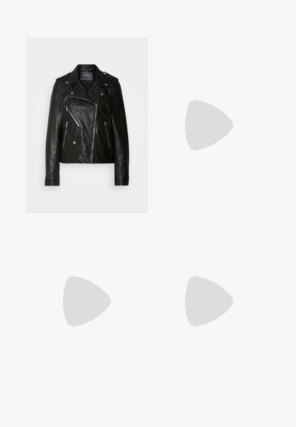 Veste de biker en cuir noir avec fermeture éclair asymétrique, quincaillerie argentée et plusieurs poches zippées. Présente un col à revers et des épaulettes.; Top noir sans manches en maille côtelée, avec un col haut et une silhouette ajustée. Texture lisse avec un minimum de détails.; Jupe crayon en laine grise avec une texture lisse et un design ajusté, dotée d'une taille discrète et sans décorations visibles.; Bottes en cuir noir à hauteur de genou avec une texture lisse, un bout arrondi, un petit talon bloc, et un haut incurvé avec un détail en boucle à l'arrière.