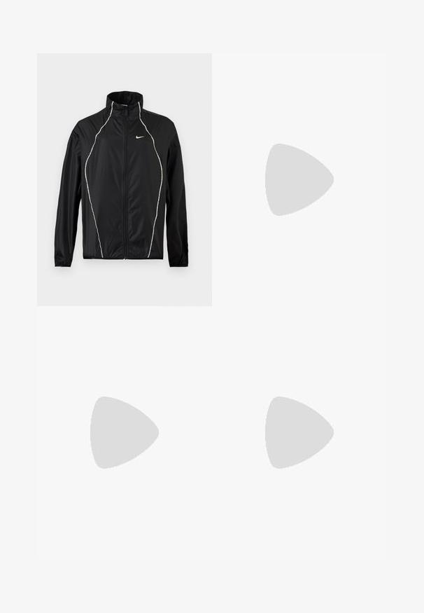 Sort Nike jakke med hel lynlås, høj krave, lange ærmer og hvide reflekterende piping langs fronten og skuldrene.; Langærmet cropped sweatshirt med mørkegrøn front, marineblå ærmer, hvid piping og hvid Nike swoosh logo på brystet.; Nike Sportswear X NAOMI OSAKA SKIRT - Mini skirts  - medium olive/blackened blue; Lysegrå atletiksko med segmenteret stødabsorberende sål og mesh-overdel, med en swoosh-logo på siden.