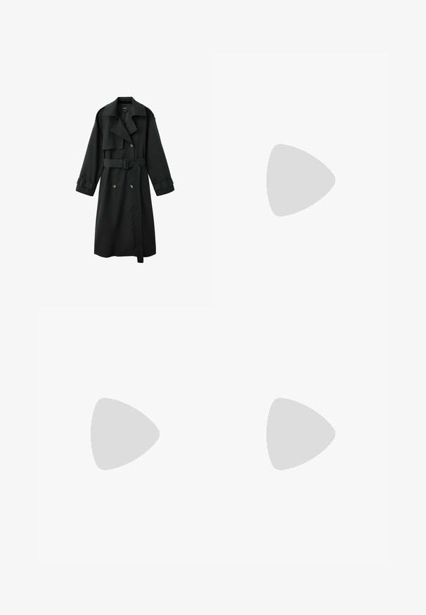 Zwarte lange trenchcoat met brede kraag, dubbele rij knopen aan de voorkant, riem in de taille en gespsluitingen aan de manchetten, afgebeeld op een witte achtergrond.; Even&Odd Petite by Zalando Longsleeve - black; Zwarte denim jeans met wijde pijpen, gezien van achteren met twee achterzakken en riemlussen op de tailleband.; Zwarte suède enkellaars met een ronde neus, voorzien van een verhoogde zool en een zijlus voor gemakkelijk aantrekken. Het ontwerp is eenvoudig met minimale accenten.