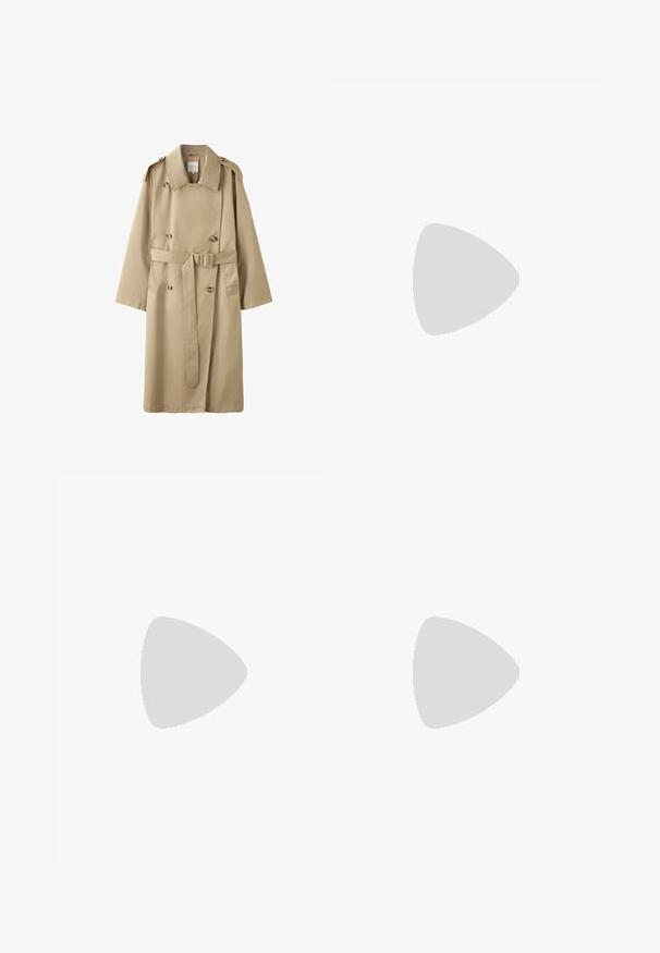 Beige dubbelgeknoopte trenchcoat met brede revers, schouderepauletten, knoopdetails en een bijpassende riem in de taille.; Witte t-shirt met korte mouwen van zachte katoen, met een ronde halslijn en een getailleerde vorm. Geen zichtbare patronen of versieringen.; Lichtblauwe uitlopende jeans van denim met een middellange taille, voorzien van zijzakken en stiksels langs de naden en zoom.; Grijze Nike Air Force 1 sneaker met geperforeerde neus, glad leren bovenwerk, dikke zool en verhoogde 'AIR' details op de hiel.