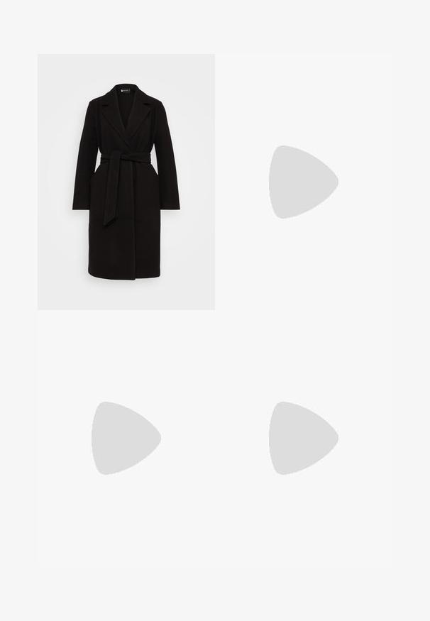 Čierny vlnený kabát so šálovým golierom, opaskom v páse, dlhými rukávmi a bočnými vreckami, s čistým, štíhlym dizajnom.; Vero Moda Petite VMROMA DRESS - Svetríkové šaty - black; Čierne ankle boots s kombináciou umelej kože a elastických bočných panelov. Masívna platformová podrážka s vertikálnymi drážkami pre lepšiu priľnavosť.; Náušnice v zlatej farbe v tvare abstraktných rúk, s lesklým povrchom, zložitými detailmi a strieborným a zlatým podstavcom pre bezpečné upevnenie.