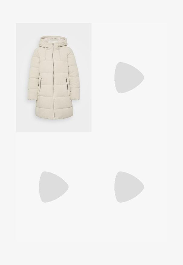 Beige puffatakki, jossa on huppu, tikattu muotoilu ja vetoketjukiinnitys. Varustettu kahdella sivutaskulla ja ribbetty pinta koko matkalta.; Valkoinen pitkähihaisen kauluksellinen collegepaita, jossa resorireunaiset hihansuut, brodeerattu merkki rinnassa ja Polo by Ralph Lauren -etiketti kauluksen sisäpuolella.; Siniset leveälahkeiset farkut, joissa on edessä nappi, vyölenkit ja viisi taskua valkoisella taustalla.; Tennarit, joissa on beigevärinen nubukki päällinen, leopardikuvio, valkoiset koristeet, litteät nauhat ja teksturoitu vaaleancreme kumipohja.