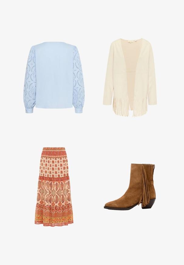 Kremfarvet jakke med åben front, lange ærmer og frynsekant langs nederste kant.; Lyseblå bluse med solid bagpanel og lange, puffede blondeærmer med cirkulære blomsterudskæringsmønstre og knapmanchetter.; Lang nederdel med røde, orange og gule blomster- og geometriske mønstre i horisontale sektioner på beige baggrund.; Brun ruskind ankle støvle med spids tå, lav skrå hæl og dekorative frynser på siden.