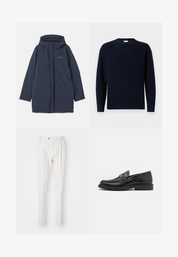 Marineblauwe waterdichte parka-jack met capuchon, voorzien van een voorrits, twee zijzakken en een minimalistisch merklogo op de borst.; Marineblauwe ribgebreide trui met een ronde hals, lange mouwen en een relaxte fit. Zachte textuur, minimalistisch ontwerp en geen zichtbare patronen.; Witte, op maat gemaakte broeken met een platte voorkant, twee plooien en omgeslagen pijpen. Gemaakt van een gladde stof met een knoopsluiting in de taille.; Zwarte leren instappers met een ronde neus, voorzien van een gouden hardware accent en stikdetails, geplaatst op een lage, getextureerde rubberen zool.