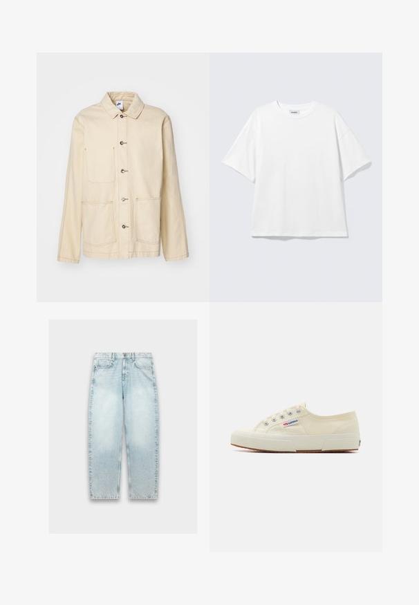Beige jas met een knoopsluiting aan de voorkant, twee borstzakken en zijzakken, met contrasterende stiksels en een kraag.; Witte oversized T-shirt met korte mouwen, ronde hals en verlaagde schouders, plat op een lichtgrijze achtergrond.; Lichtblauwe denim jeans met een losse pasvorm, rechte pijpen, vervaagd textuur, vijf-pocket ontwerp en metalen knoopsluiting bij de taille.; Beige canvas sneaker met een laag profiel, metalen oogjes en rubberen zool. Beschikt over een textuurpatroon en logodetail aan de zijkant.
