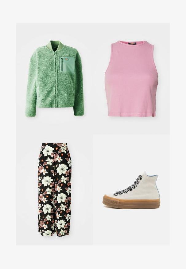Grøn fleecejakke med en tekstureret overflade, der har en lynlåslomme på brystet og en ribbet krave. Lynlås lukning foran, lange ærmer.; Rosa ribbet crop top med rund halsudskæring og ærmeløs design. Har en kant, der slutter lige over taljen.; Sorte blomstrede bukser med store hvide, orange og brune blomster, med et løst, bredt ben-design og blødt, letvægtsstof.; Høje sneakers i beige ruskind med sort og hvidt flettet detaljer, lyseblå krave, og en gummisål.