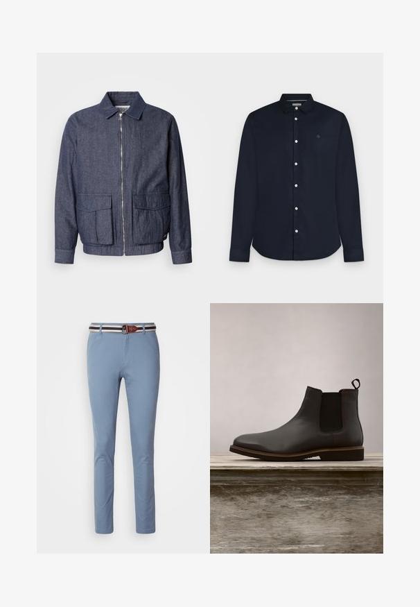 Scotch & Soda BLOUSON - Bombertakki - sky captain; Miesten pitkähihaista laivastonsinistä napillista paitaa, jossa on kaulus ja valkoiset napit, esitetty vaaleanharmaalla taustalla.; Vaaleansiniset slim fit -housut, joissa on ruskea nahkavyö valkoisilla ja laivastonsinisinä raitana. Sujuva kangaslaatu, klassinen muotoilu.; Mustat nahkaiset Chelsea-saappaat, joissa on joustavat sivupaneelit ja pyöreä varvas, varustettu tekstuurilla varustetulla pohjalla ja huomaamattomalla ompeluyksityiskohdalla, nostettuna puupinnan ylle.