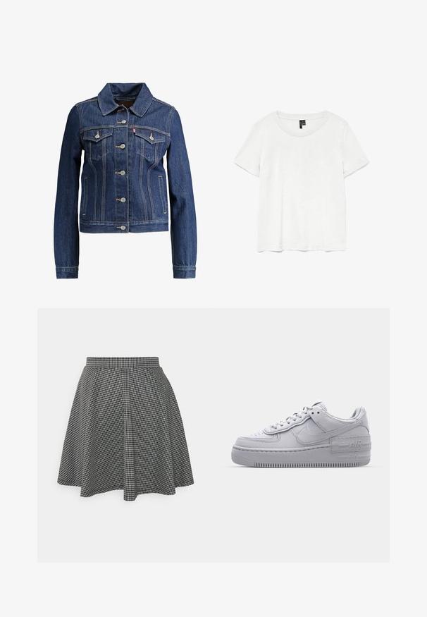 Donkerblauwe denimjas met een kraag, knopen aan de voorkant en twee borstzakken. Voorzien van gele stiksels en een cropped ontwerp.; Witte t-shirt met korte mouwen en een ronde hals, gemaakt van lichte stof. Eenvoudig ontwerp, gladde textuur en rechte zoom.; Zwart-witte geblokte skaterrok met een strakke tailleband en een uitlopende zoom, gemaakt van textuurstof die een klassiek patroon toont.; Grijze Nike Air Force 1 sneaker met geperforeerde neus, glad leren bovenwerk, dikke zool en verhoogde 'AIR' details op de hiel.