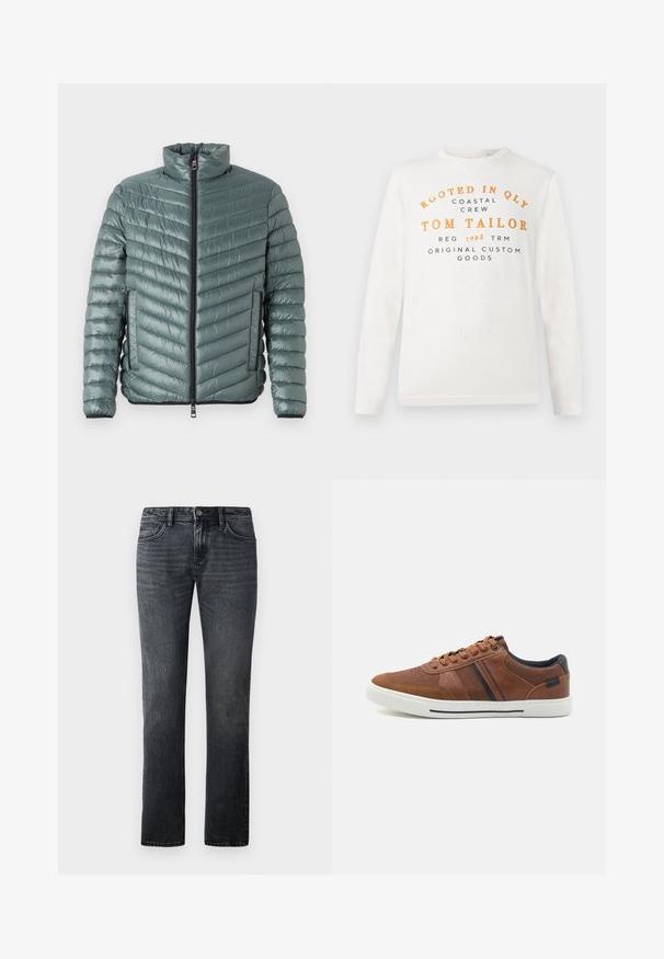 TOM TAILOR LIGHTWEIGHT JACKET - Ελαφρύ μπουφάν - washed jasper green; Λευκό πουκάμισο με μακριά μανίκια που έχει πορτοκαλί και μαύρο κείμενο που γράφει "Rooted in QLY Coastal Crew Tom Tailor Reg 1962 TRM Original Custom Goods" μπροστά.; Σκούρες γκρι τζιν παντελόνες με ευθεία γραμμή, φτιαγμένες από ντένιμ, με κλασικό σχέδιο πέντε τσεπών και κουμπί στη μέση.; Καφέ δερμάτινα αθλητικά παπούτσια με λεία υφή, λευκή καουτσούκ σόλα, μαύρες λεπτομέρειες και διακοσμητική ραφή με πλευρικές ρίγες.