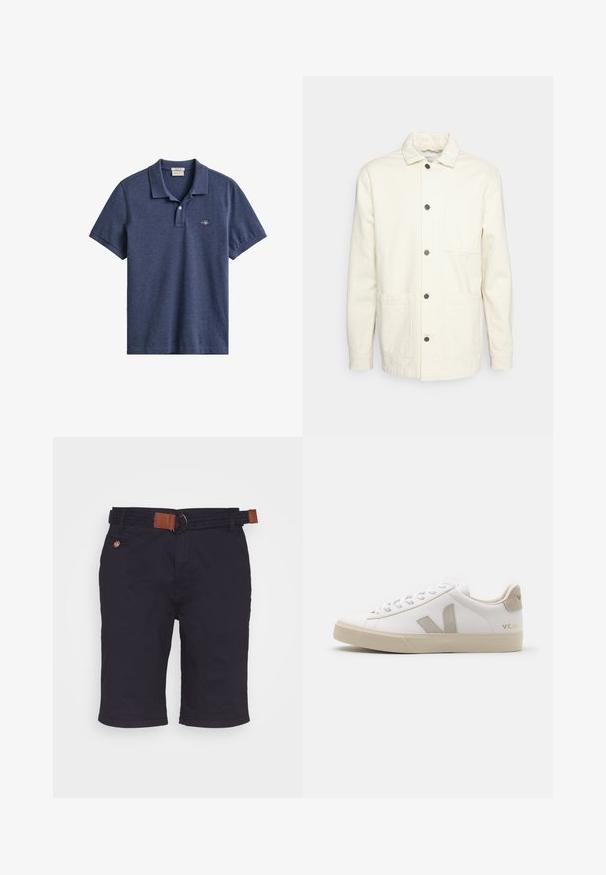 KnowledgeCotton Apparel Chaqueta fina - raw cotton; Polo azul marino de manga corta con cuello, tapeta de dos botones y pequeño logo bordado en el pecho izquierdo.; Pantalones cortos azul marino de longitud a la rodilla con un cinturón trenzado que presenta acentos de cuero marrón y un pequeño bolsillo abotonado en el lado derecho.; Zapatillas blancas de cuero con acentos en beige, suela plana de goma, puntera redonda y logotipo contrastante en el lado y la parte trasera. Diseño con cordones.