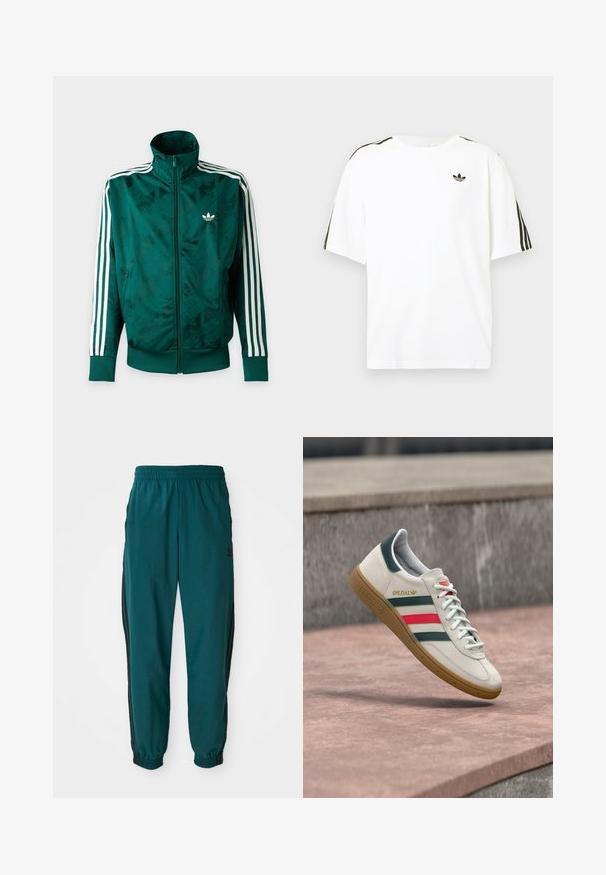 Grüne Adidas-Jacke mit durchgehendem Reißverschluss, weißen Streifen an den Ärmeln, gerippten Bündchen und Saum sowie Adidas-Logo auf der linken Brust.; Weißes Baumwoll-T-Shirt mit kurzen Ärmeln, ausgestattet mit schwarzen drei Streifen-Akzenten an den Schultern und einem kleinen schwarzen Logo auf der Brust.; Türkise Sporthose mit einem Kordelzugbund, elastischen Bündchen und seitlichen schwarzen Streifen. Hergestellt aus leichtem Stoff und mit einem Logo in der Nähe der Hüfte.; Weißer Adidas Sneaker mit grünen und roten Streifen, Gummisohle und "SPEZIAL"-Branding, der über einem Steinpflaster schwebt.