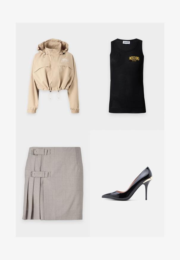 Beskåret beige jakke med justerbar hætte, elastisk bund og manchetter. Har en frontlomme og logo på brystet, lavet af letvægtsstof.; Sort ærmeløs tanktop med ribbet kant og en gul "Moschino Jeans" logo patch på venstre bryst.; Grå nederdel med struktureret stof, sidelæg og to spænde detaljer for justerbar pasform. Klassisk lige form, knælængde design.; Sort laklæder højhælet sko med spids tå og en gulddetalje ved hælen. Glat tekstur og slank silhuet.