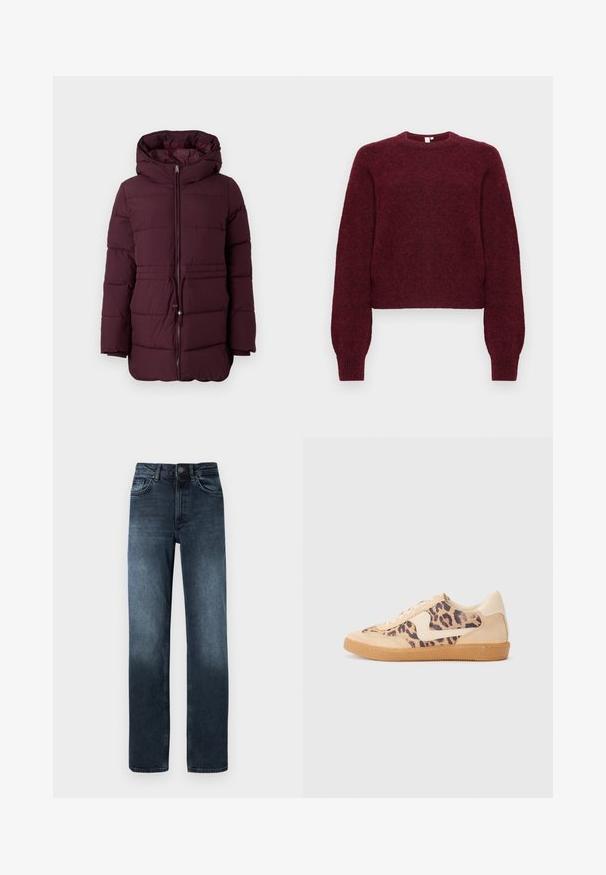Burgunderfarbene Pufferjacke mit Kapuze, ausgestattet mit einem Reißverschluss auf der Vorderseite, elastischem Kordelzug an der Taille und gestepptem Material. Lange Ärmel mit leichter Taillierung.; Bordeauxfarbener Wollmischung-Pullover mit Rundhalsausschnitt, langen Ärmeln sowie gerippten Bündchen und Saum.; Dunkelblaue Jeans aus Denim mit geradem Beinschnitt, fünf Taschen und einem Frontknopfverschluss. Mit Farbverlaufdetails nahe dem Saum.; Löwenmuster-Sneaker mit beige Wildleder-Obermaterial, tanfarbener Gummisohle und weißen Akzenten. Runde Zehenform und Schnürdesign mit strukturiertem Finish.