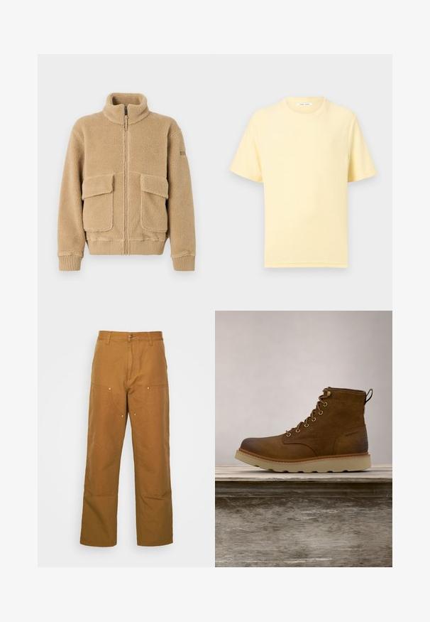 Beige Fleecejacke mit hohem Kragen, Frontreißverschluss, zwei großen Klappentaschen sowie gerippten Bündchen und Saum. Weiche Textur mit einem gemütlichen Aussehen.; Weiches, gelbes T-Shirt mit kurzen Ärmeln und Rundhalsausschnitt in entspannter Passform vor einfarbig hellem Hintergrund.; Braune Baumwoll-Arbeitshosen mit geradem Bein, die über Vordertaschen und Metallakzente für zusätzliche Strapazierfähigkeit verfügen.; Braune wasserdichte Knöchelstiefel aus strukturiertem Leder, mit goldenen Ösen, runder Zehenform und einer leichten, strukturierten Gummisohle.