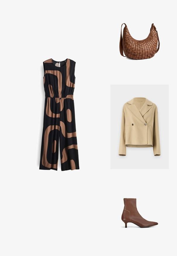 Beige cropped jasje van zacht stof, met een geknipt kraag, dubbele knoopsluiting en twee voorzakken.; Zwart jumpsuit met bruine abstracte patronen, mouwloos ontwerp, elastische taille en een ronde halslijn. Glad stof met een losse pasvorm.; Bruine leren enkellaars met spitse neus en lage kittenhak op witte achtergrond.; Bruine leren schoudertas met geweven patroon, gebogen vorm en verstelbare riem op witte achtergrond.
