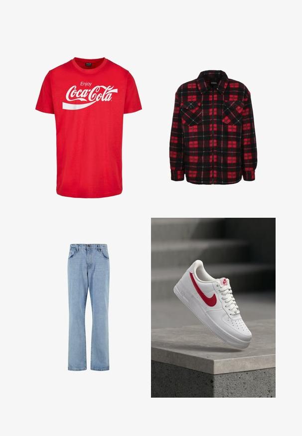 Rood en zwart flanellen shirtjack met een ruitpatroon, een kraag, twee borstzakken en een ritssluiting aan de voorkant. Zachte textuur.; Rode katoenen T-shirt met korte mouwen, voorzien van een witte "Coca-Cola"-logo en een golvend ontwerp op de borst. Klassieke ronde halsstijl.; Lichtblauwe rechte spijkerbroek met voorzakken, riemlussen en knoopsluiting op een witte achtergrond.; Witte Nike Air Force 1 sneaker met rood swoosh-logo zwevend boven een betonnen rand en trappen op de achtergrond.