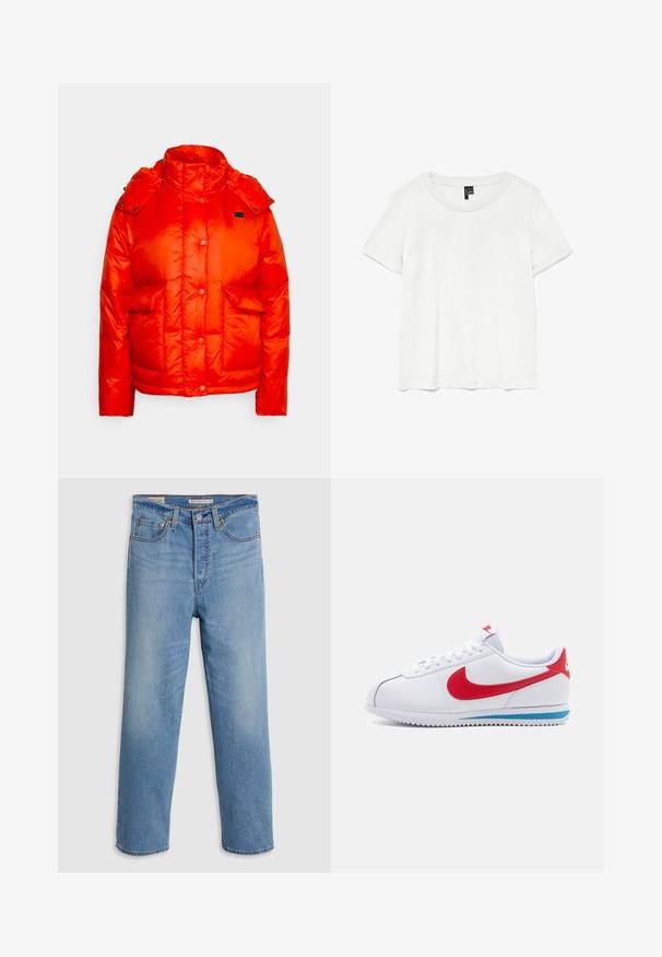 Levi's® LUNA CORE PUFFER - Winterjacke - orange; Weißes T-Shirt mit kurzen Ärmeln und rundem Ausschnitt, hergestellt aus leichtem Stoff. Schlichtes Design, glatte Textur und gerader Saum.; Hellblaue gerade geschnittene Jeans aus Denim mit Fronttaschen, Gürtelschlaufen und einem Knopfverschluss auf einem schlichten Hintergrund.; Weißer Sneaker mit rotem Swoosh, blauen Akzenten an der Sohle und weißen Schnürsenkeln. Strukturierte Oberseite mit gestickten Details. Klassisches Design.