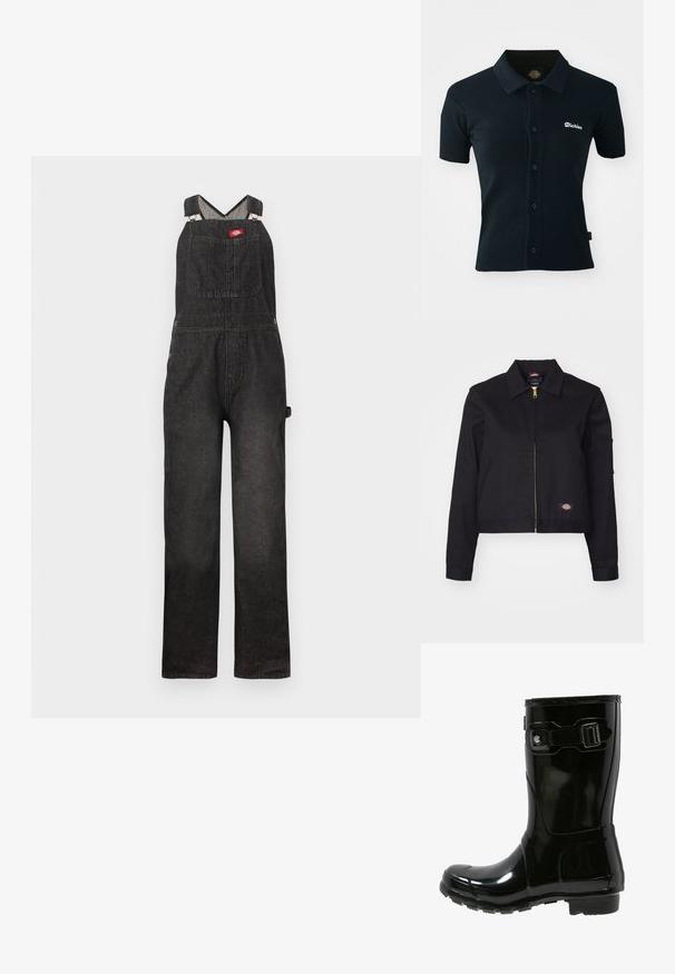 Sort cropped jakke lavet af robust stof, med en frontlynlås, sidelommer og et lille logo-patch på venstre side.; Sorte denim-overalls med justerbare skulderstropper, en frontbrystlomme og en afslappet straight-leg pasform.; Sort polo-shirt lavet af ribbet stof. Har korte ærmer, en krave og en knapstolpe med et hvidt broderet logo på brystet.; Sort vandtæt gummistøvle til anklen med en blank finish, justerbar rem og spænde detaljer, tekstureret sål for godt greb.