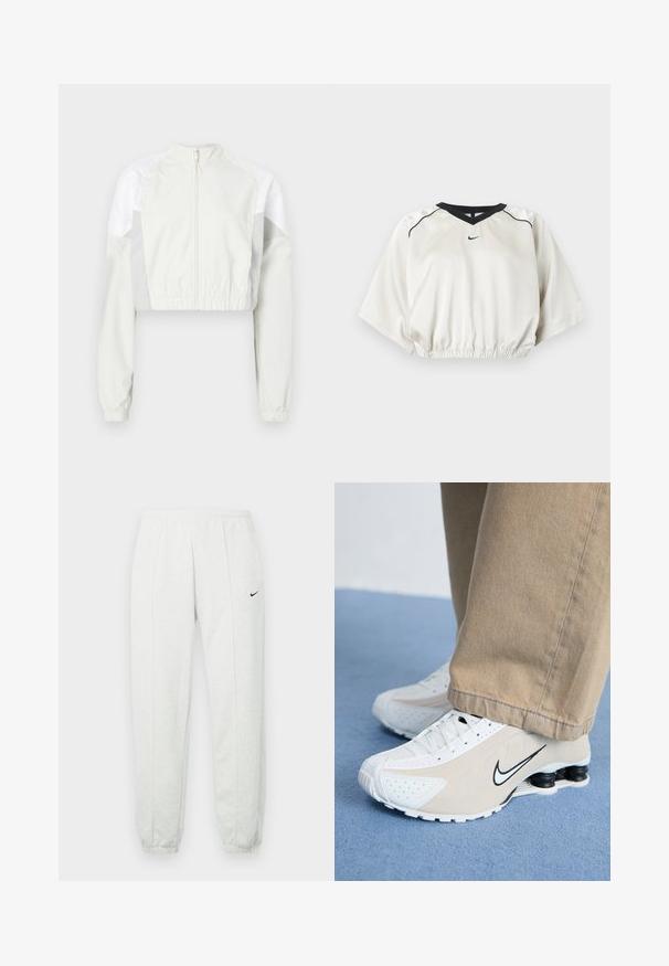 Kurze Jacke in Hellgrau mit durchgehendem Reißverschluss. Mit elastischen Bündchen und Einsätzen in kontrastierendem Weiß. Leicht und mit glatter Textur.; Weißes kurzes Sporttop mit schwarzer V-Ausschnitt-Einfassung, elastischem Bund, kurzen weiten Ärmeln und kleinem schwarzem Nike-Logo vorne in der Mitte.; Hellgraue Nike-Jogginghose mit elastischem Bund, zulaufenden Bündchen und einem kleinen schwarzen Logo am linken Oberschenkel. Weicher, strukturierter Stoff.; Weiße und beigefarbene Nike-Sneaker mit durchlöchertem Design, schwarzem Swoosh-Logo, strukturiertem Obermaterial und auffälliger, federnder schwarzer Ferse.