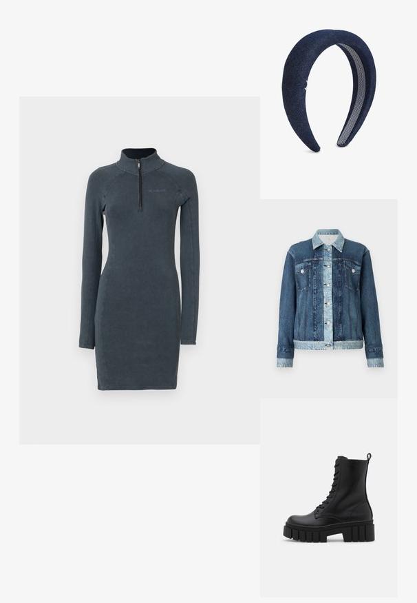 Veste en denim avec un design bicolore comprenant des sections bleu foncé et bleu clair, des boutons argentés, et deux poches sur la poitrine. Col classique et coutures détaillées.; Robe à manches longues en gris foncé avec un col zippé, design ajusté et texture lisse. Présente un branding minimaliste sur la poitrine.; Bottines en cuir noir avec semelle épaisse et rainurée, devant à lacets et tirette sur fond blanc lisse.; Bandeau en tissu bleu marine rembourré avec une surface légèrement texturée et une doublure intérieure douce à rayures.