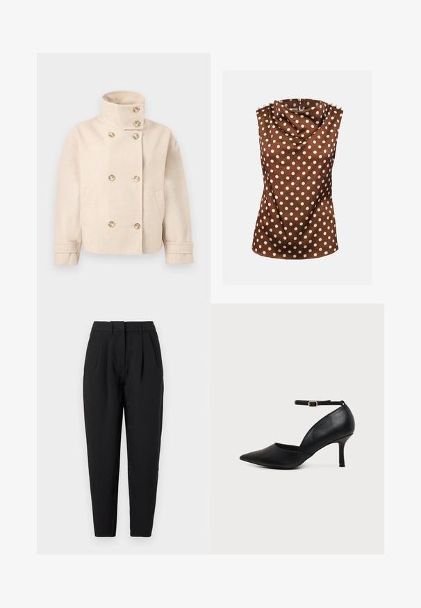 Doppelreihige Jacke aus cremefarbenem Wollstoff mit Stehkragen, sechs Knöpfen, zwei Seitentaschen und verstellbaren Manschettenschlaufen.; Ärmellose braune Bluse mit weißen Polka-Punkten, drapiertem hohem Ausschnitt und dekorativen Knöpfen auf den Schultern.; Schwarze Hose mit geradem Schnitt, die auf der Vorderseite Falten hat, eine glatte Textur und seitliche Taschen bietet. Der Bund hat eine Standardhöhe.; Schwarzer Leder-Pumps mit spitzer Spitze, Kitten-Heel, Knöchelriemen und goldener Schnalle vor neutralem Hintergrund.