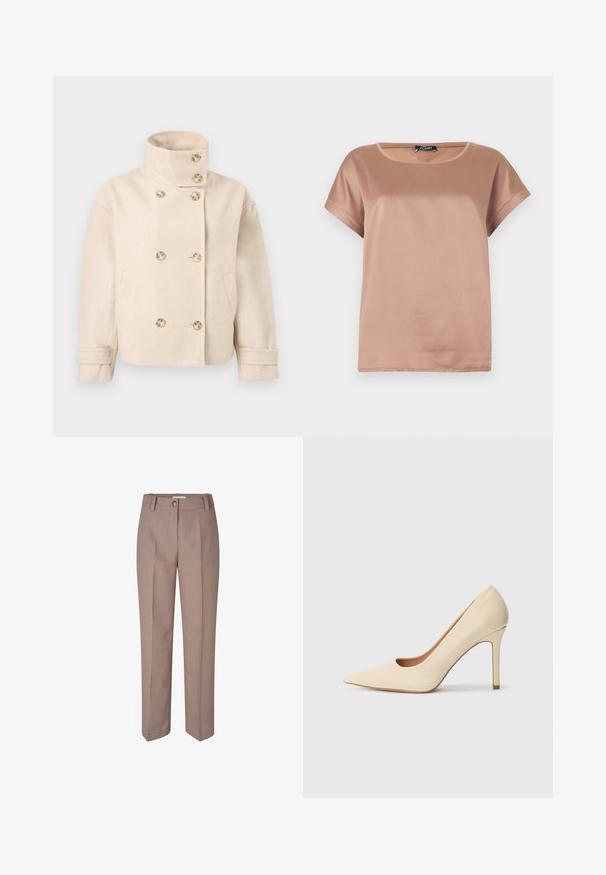 Veste croisée en laine couleur crème avec col montant, six boutons, deux poches latérales et bracelets de manche réglables.; Blouse en satin marron clair à manches courtes, col rond, coupe décontractée et légère brillance sur fond uni.; Pantalons beige ajustés avec une coupe droite, dotés d'une fermeture à bouton et d'un devant plissé. Texture lisse et finition soignée.; Escarpin en cuir beige à talon haut avec un bout pointu et un détail découpé sur le côté, possédant un talon stiletto fin pour le soutien.
