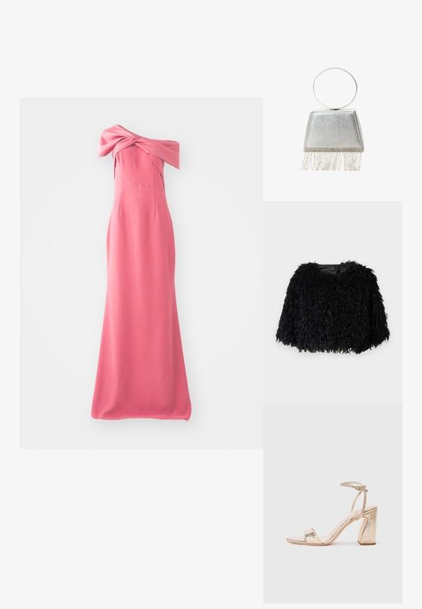 Sort faux fur cropped jakke med en tekstureret, fluffy overflade, rund halsudskæring og ingen synlige lukninger. Foret inderside synlig ved halsen.; Lang pink kjole med off-the-shoulder design, der har en knyttet detalje ved udskæringen og en glat, svævende stof.; Guldmetal højhælede sandaler har et bredt spænd over tæerne, justerbar ankelrem og en tekstureret blokhælc.; Sølvmetallic clutch taske med en tekstureret overflade, trekantet form og dekorativt frynse nederst. Inkluderer et rundt håndtag.