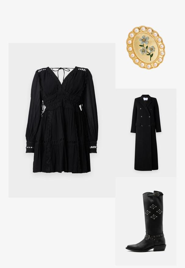 Samsøe Samsøe COAT MAXI - Klassikaline mantel - black; Must pikkade varrukatega minikleit V-kaelusega, pitsäärega, kogutud kangaga ja nööriga kinnitatav taga kaelusel.; Mustad nahast keskvasikani saapad hõbedaste naeltega teemantmustrites, pandlapaelad lähedal ülaosas ja pahkluus, madala kaldenurgaga kontsaga.; Kuldne ovaalne pross, mille keskel on siniste emaillõõmavõis lilledega, ümbritsetud ümmarguste valgete pärlitega äärisega.