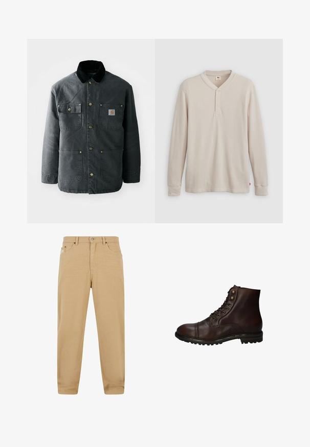 Dunkelgraue Segeltuchjacke mit einem schwarzen Cordkragen, Messing-Druckknöpfen und zwei Brusttaschen mit einem Logo-Patch. Angenehme Textur.; Langärmliges Henley-Shirt aus leicht beigem Rippstoff mit V-Ausschnitt, Knopfleiste mit drei Knöpfen und angeschnittenen Ärmeln. Roter Logo-Tag am Saum.; Beige Baumwollhosen mit geradem Schnitt, ausgestattet mit einem Reißverschluss, fünf Taschen und dezenten Nähdetails. Glatte Textur und klassisches Design.; Dunkelbraune Leder Schnürstiefelette mit robustem Gummisohlen und Metallösen, von der Außenseite betrachtet.