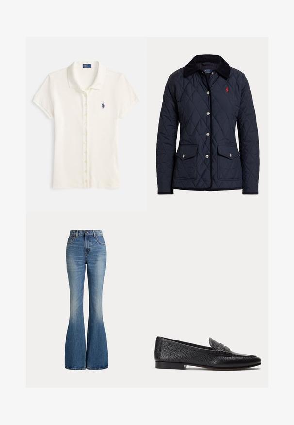 Marineblå quiltet jakke med sort kordfløjls krave, sølv trykknapper, to frontlommer med klap og rød syet Polo-logo på brystet.; Polo shirt i off-white bomuld med korte ærmer, krave og en knaplukning. Har en lille marineblå logo på brystet.; Højtaljede blå jeans i denim med klokkeformede ben og let falmet område foran på låret, vist mod hvid baggrund.; Sort tekstureret læderloafer med lav hæl og klassisk penny-stropdetalje, vist i profil mod en ensfarvet lys baggrund.