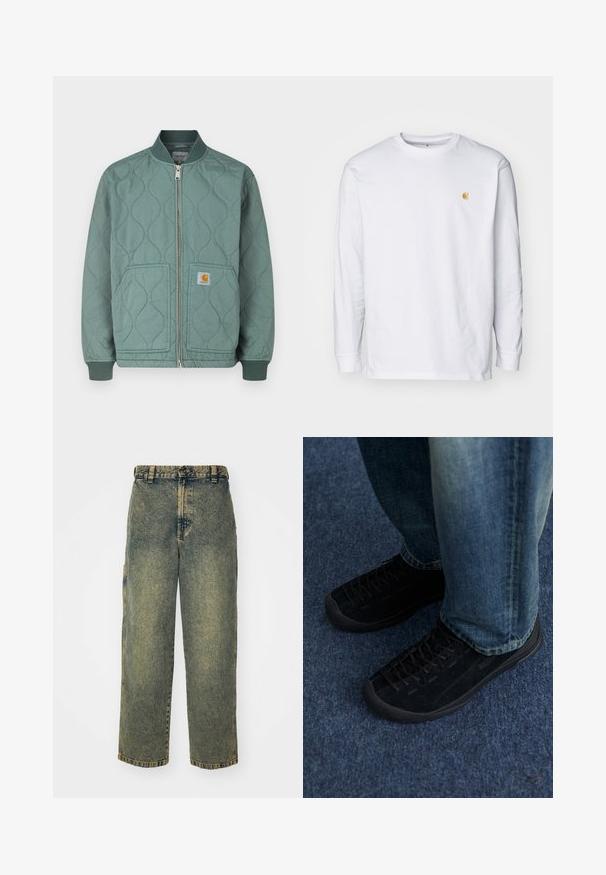 Gewatteerde bomberjack in gedempt groen, met een ritssluiting aan de voorkant, geribbelde manchetten en twee voorzakken met een logopatch.; Witte lange mouwen t-shirt van katoen. Voorzien van een klein gouden logo op de borst en een ronde hals. Eenvoudig ontwerp en standaard pasvorm.; Baggy denim jeans in een vervaagde blauwe en groene was. Heeft een knoopsluiting, riemlussen en zijzakken. Vlakke voorkant en rechte pijpen.; Zwarte nubuck sneakers met een gestructureerd oppervlak, subtiele veters en duurzame rubberen zolen, gecombineerd met blauwe spijkerbroeken.