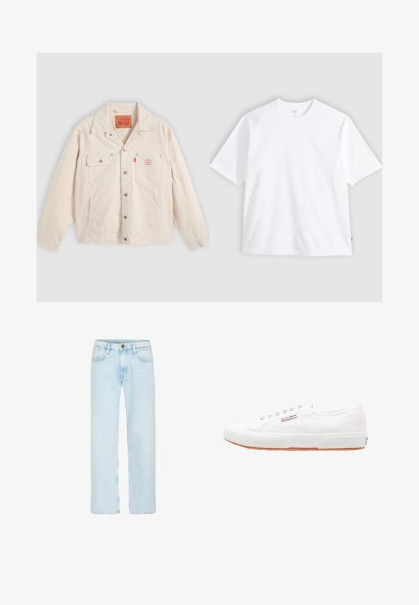 Chaqueta abotonada de color blanco sucio con dos bolsillos en el pecho, uno con solapa y botón, y una pestaña con el logo rojo de Levi's en el bolsillo derecho.; Camiseta blanca de manga corta hecha de algodón, con cuello redondo y corte recto. Etiqueta visible en el dobladillo lateral inferior.; Los jeans de denim azul claro cuentan con un diseño de pierna recta, con un cierre de botón clásico, cinco bolsillos y un ligero desgastado para aportar textura.; Zapatillas de lona blancas con suela de goma, diseño de cordones y una pequeña etiqueta con el logo en el lateral. Parte superior texturizada blanca y suela marrón.